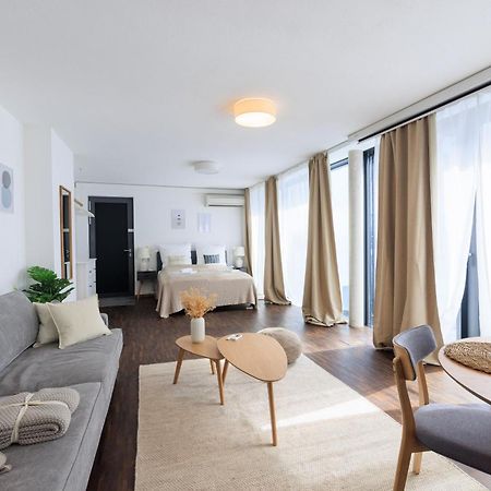 Global Living - Design Apartment I Rathausplatz I Kitchen I 아우크스부르크 외부 사진